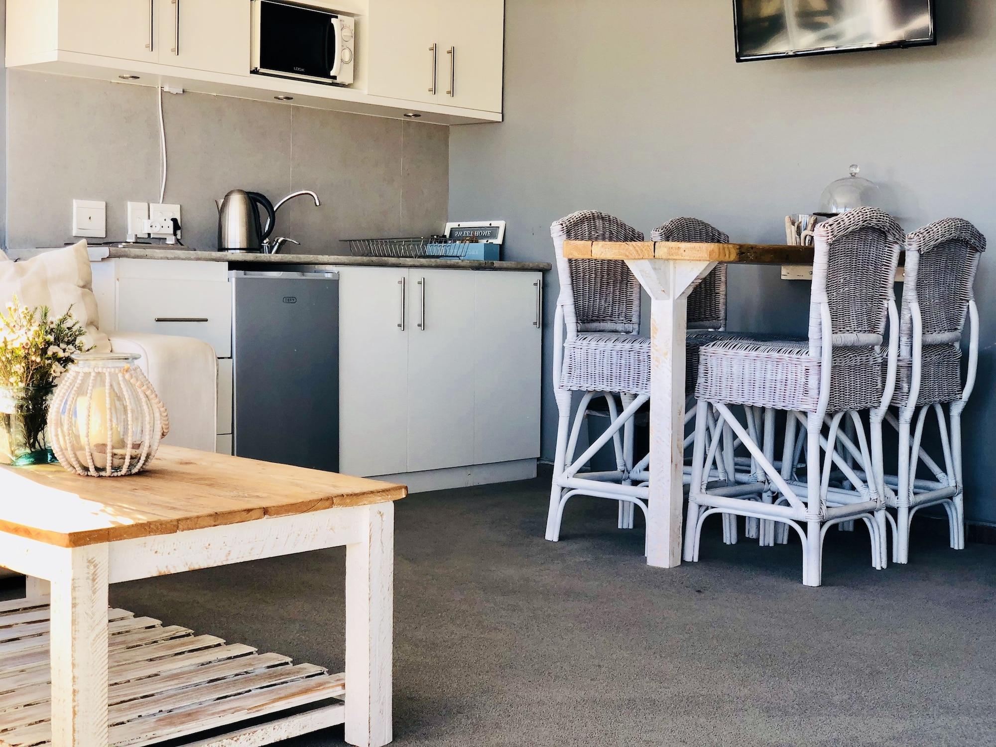5 Options Guest House Bloubergstrand Exterior foto
