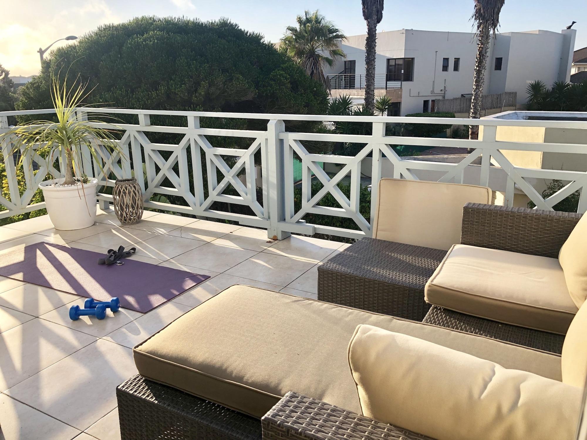 5 Options Guest House Bloubergstrand Exterior foto