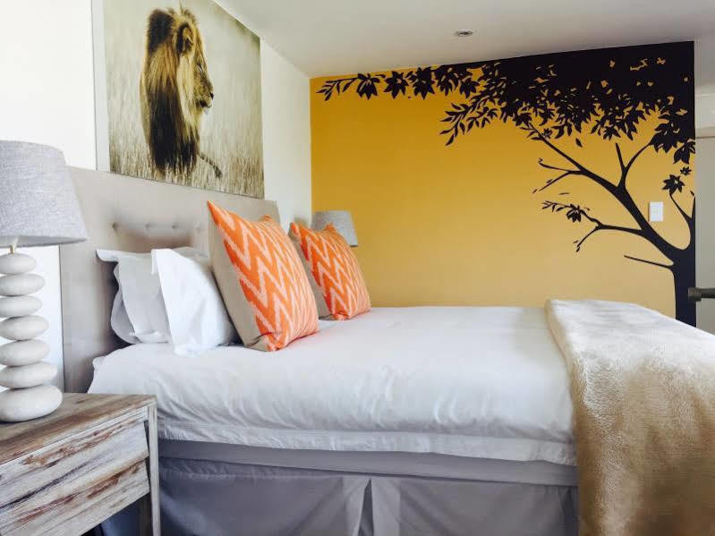5 Options Guest House Bloubergstrand Exterior foto