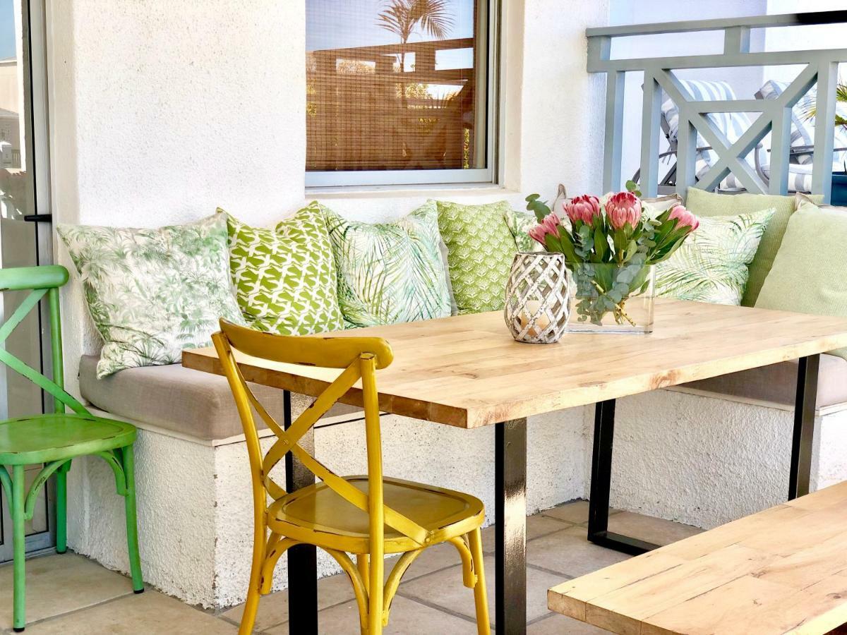 5 Options Guest House Bloubergstrand Exterior foto